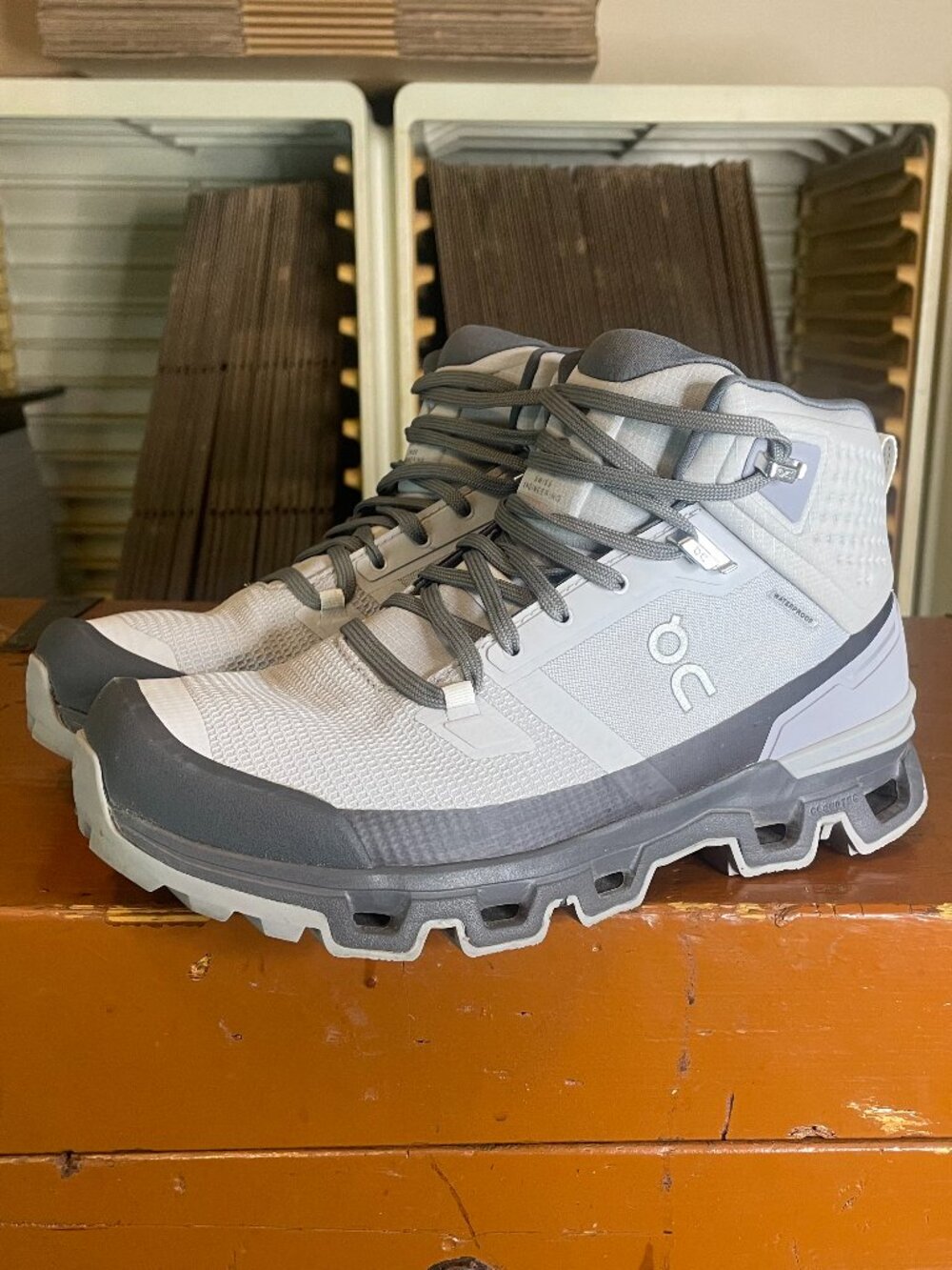On Cloud Waterproof Women's Lace-Up Hiking Boots in Light Gray